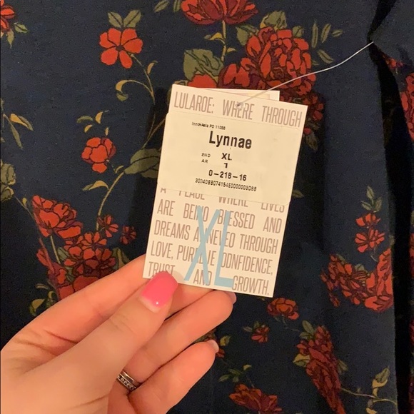 Lularoe lynnae - Picture 3 of 3